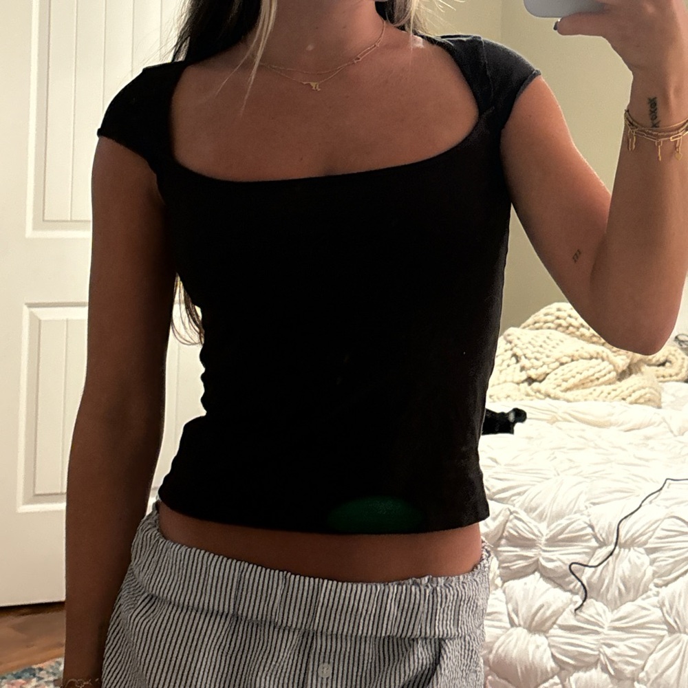Brandy Melville Black Fitted Crop Blouse